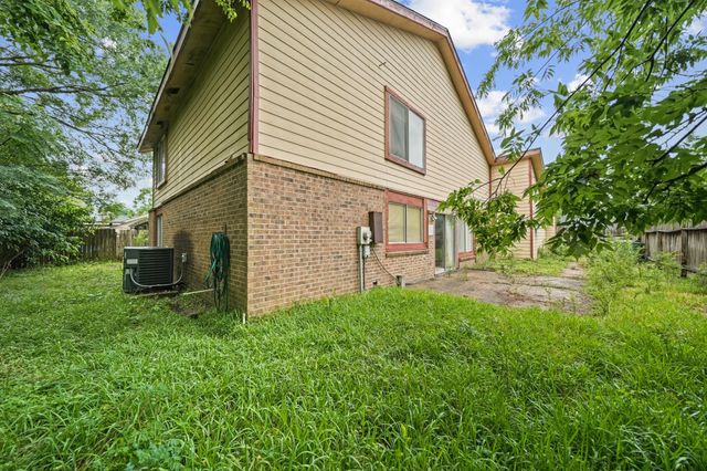 12807 Grand Cross Lane, Houston, TX 77072
