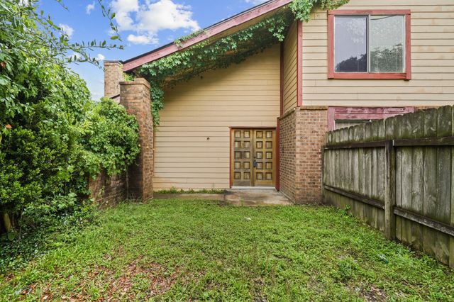 12807 Grand Cross Lane, Houston, TX 77072