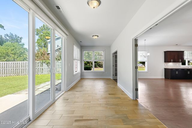 724 Coniston Drive SE, Leland, NC 28451