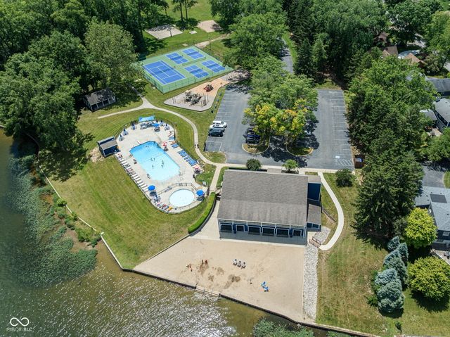 105 Butternut Court, Noblesville, IN 46062