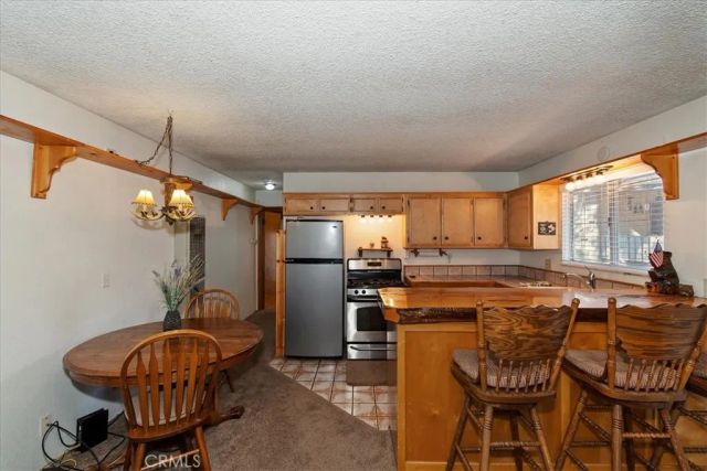 676 Pine Lane, Sugarloaf, CA 92386