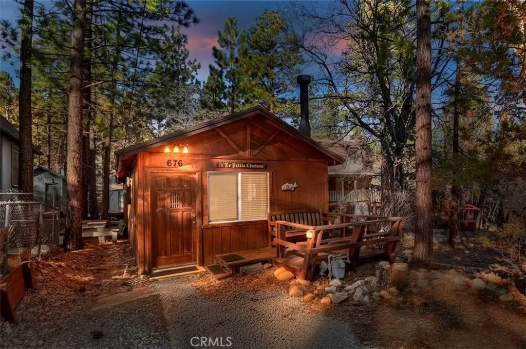 676 Pine Lane, Sugarloaf, CA 92386