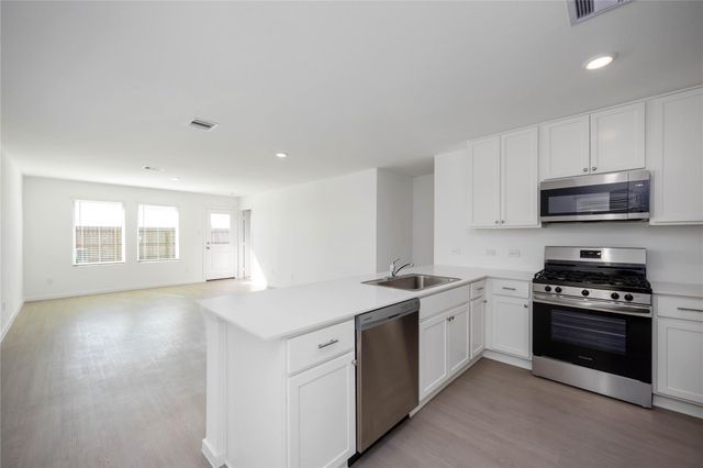 4930 Valencia Forest, Richmond, TX 77469