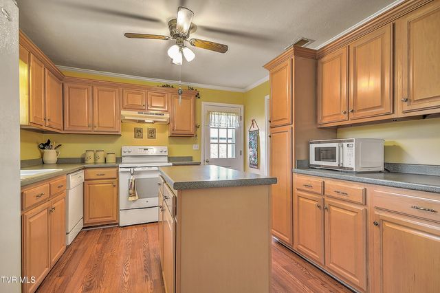 1900 Northwood Drive, Johnson City, TN 37601