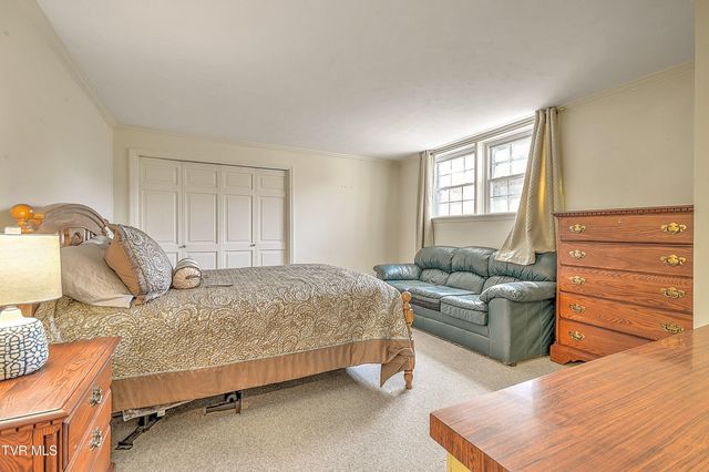 1900 Northwood Drive, Johnson City, TN 37601