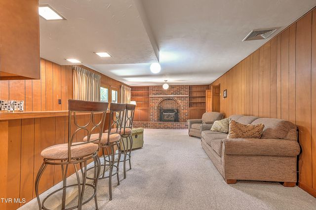 1900 Northwood Drive, Johnson City, TN 37601