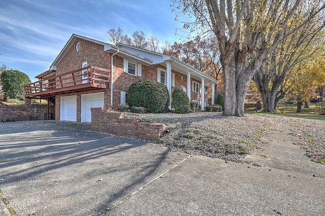 1900 Northwood Drive, Johnson City, TN 37601