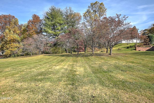 1900 Northwood Drive, Johnson City, TN 37601