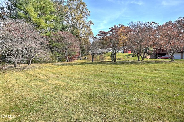 1900 Northwood Drive, Johnson City, TN 37601