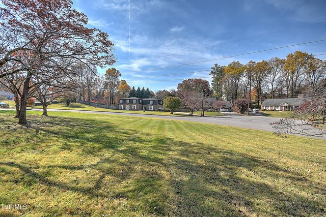 1900 Northwood Drive, Johnson City, TN 37601