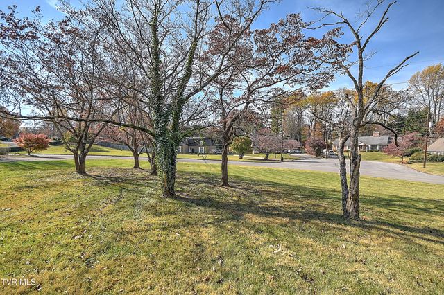 1900 Northwood Drive, Johnson City, TN 37601