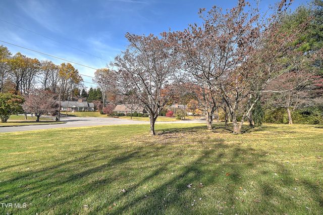 1900 Northwood Drive, Johnson City, TN 37601