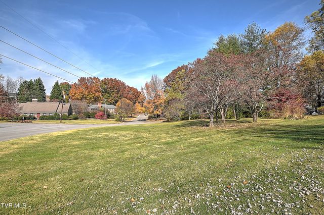 1900 Northwood Drive, Johnson City, TN 37601