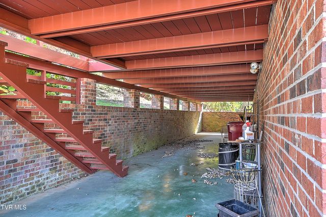 1900 Northwood Drive, Johnson City, TN 37601