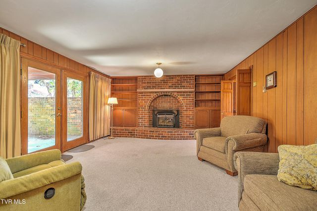 1900 Northwood Drive, Johnson City, TN 37601