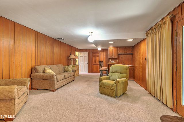 1900 Northwood Drive, Johnson City, TN 37601