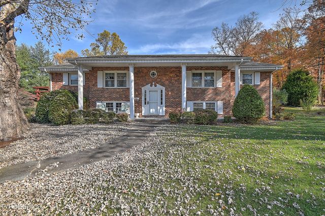 1900 Northwood Drive, Johnson City, TN 37601