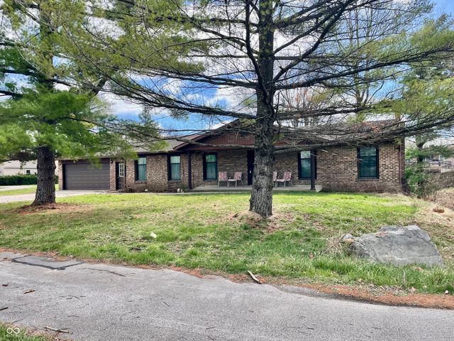 700 Albin Pond Road, Greencastle, IN 46135