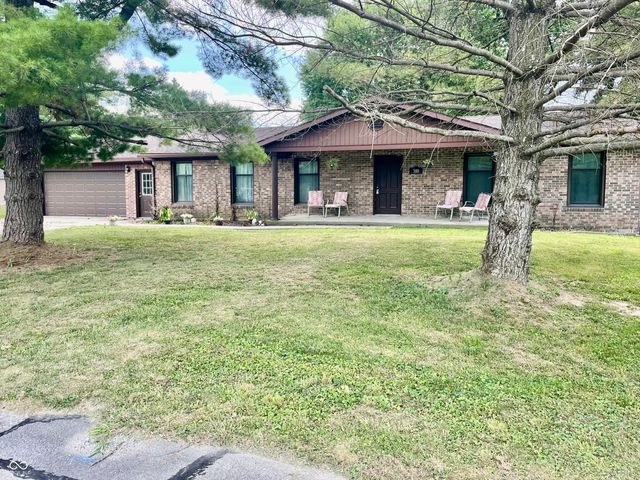700 Albin Pond Road, Greencastle, IN 46135