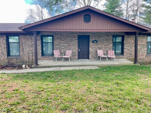 700 Albin Pond Road, Greencastle, IN 46135