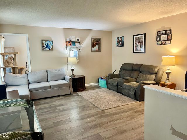 700 Albin Pond Road, Greencastle, IN 46135