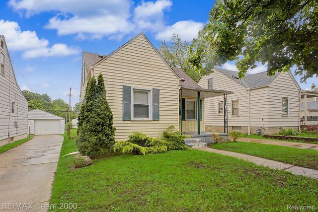 5635 Westpoint Street, Dearborn Heights, MI 48125
