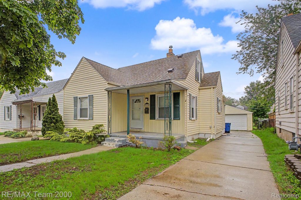 5635 Westpoint Street, Dearborn Heights, MI 48125
