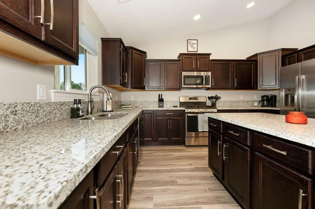 19385 Bonanza King Drive, Cottonwood, CA 96022