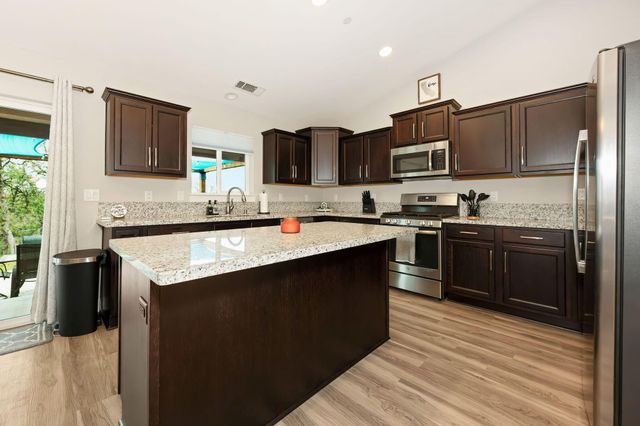 19385 Bonanza King Drive, Cottonwood, CA 96022