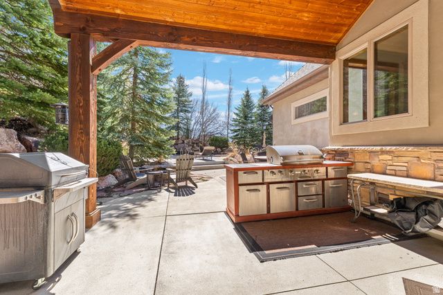 3532 N LAYTON RIDGE DR, Layton, UT 84040