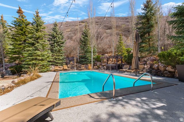 3532 N LAYTON RIDGE DR, Layton, UT 84040