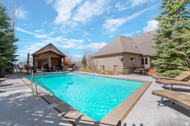 3532 N LAYTON RIDGE DR, Layton, UT 84040