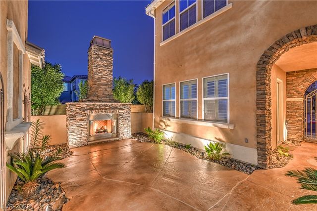 2840 Soaring Peak Avenue, Henderson, NV 89052