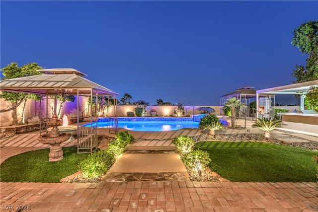 2840 Soaring Peak Avenue, Henderson, NV 89052