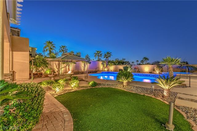 2840 Soaring Peak Avenue, Henderson, NV 89052