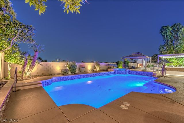 2840 Soaring Peak Avenue, Henderson, NV 89052