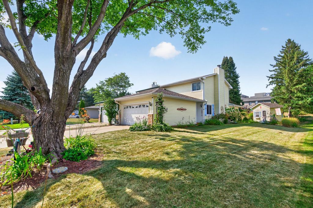 16614 Terrey Pine Drive, Eden Prairie, MN 55347 — photo 3