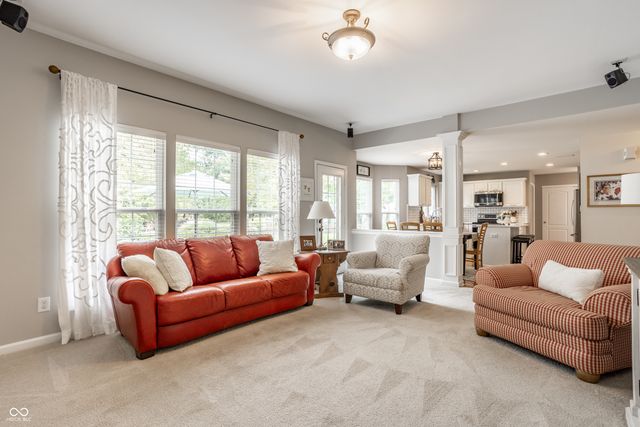 12464 Gladecrest Drive, Carmel, IN 46033