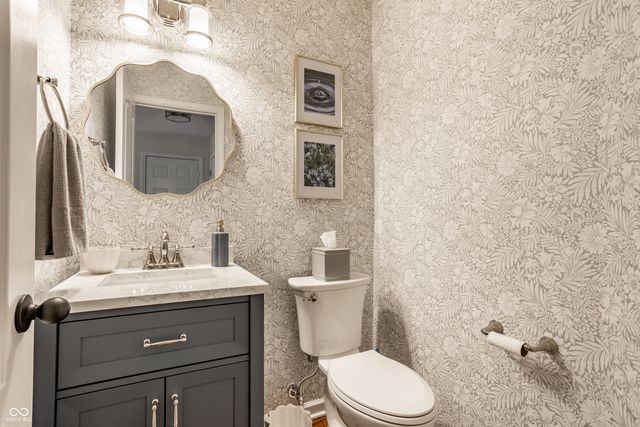 12464 Gladecrest Drive, Carmel, IN 46033