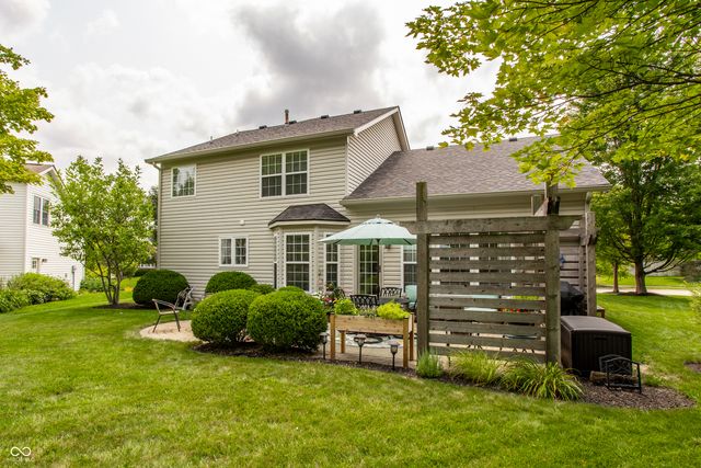 12464 Gladecrest Drive, Carmel, IN 46033