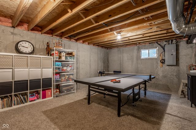 12464 Gladecrest Drive, Carmel, IN 46033