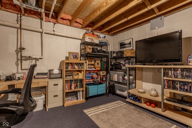 12464 Gladecrest Drive, Carmel, IN 46033