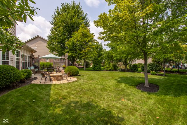 12464 Gladecrest Drive, Carmel, IN 46033