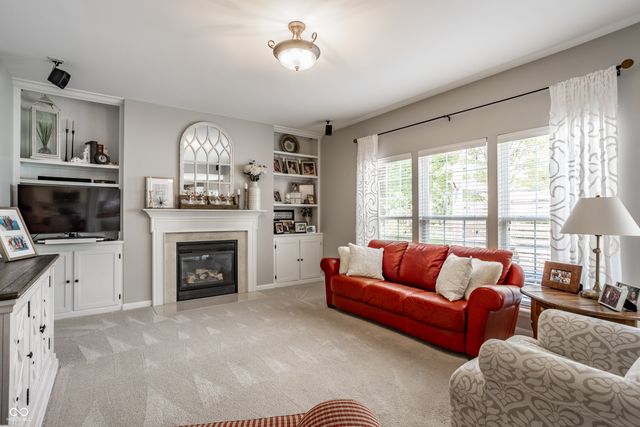 12464 Gladecrest Drive, Carmel, IN 46033