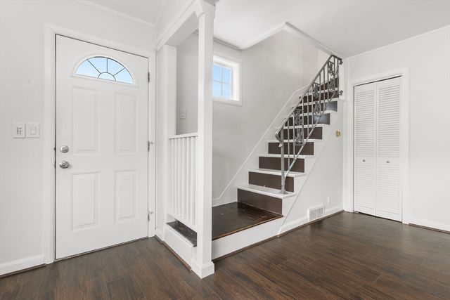 42 Pinehurst Ave, Billerica, MA 01821