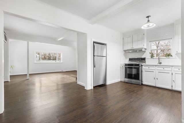 42 Pinehurst Ave, Billerica, MA 01821