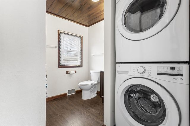 42 Pinehurst Ave, Billerica, MA 01821