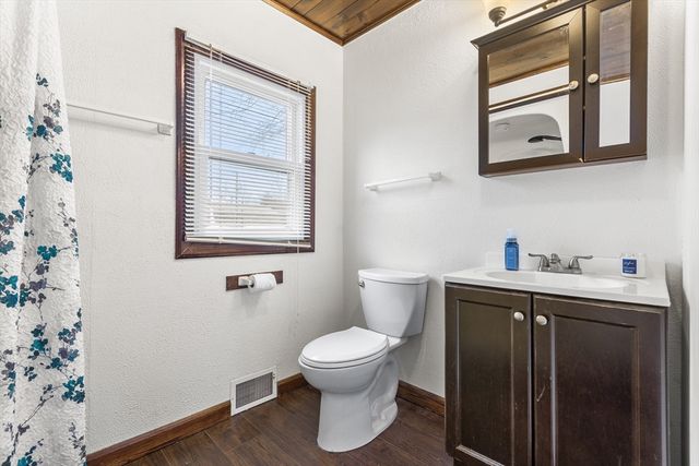 42 Pinehurst Ave, Billerica, MA 01821