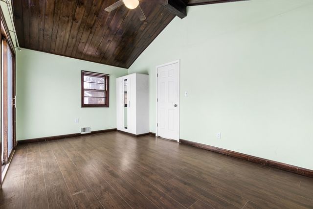 42 Pinehurst Ave, Billerica, MA 01821