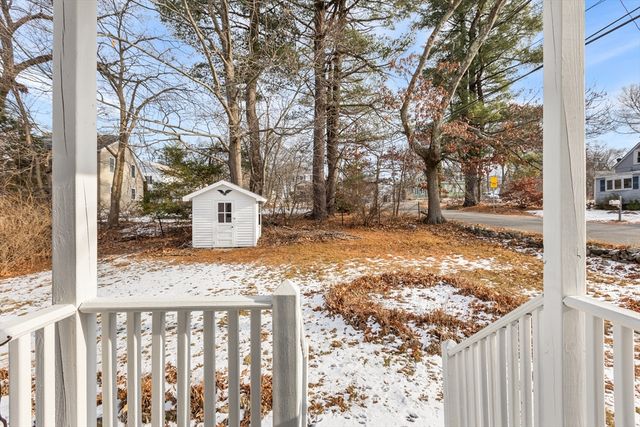 42 Pinehurst Ave, Billerica, MA 01821